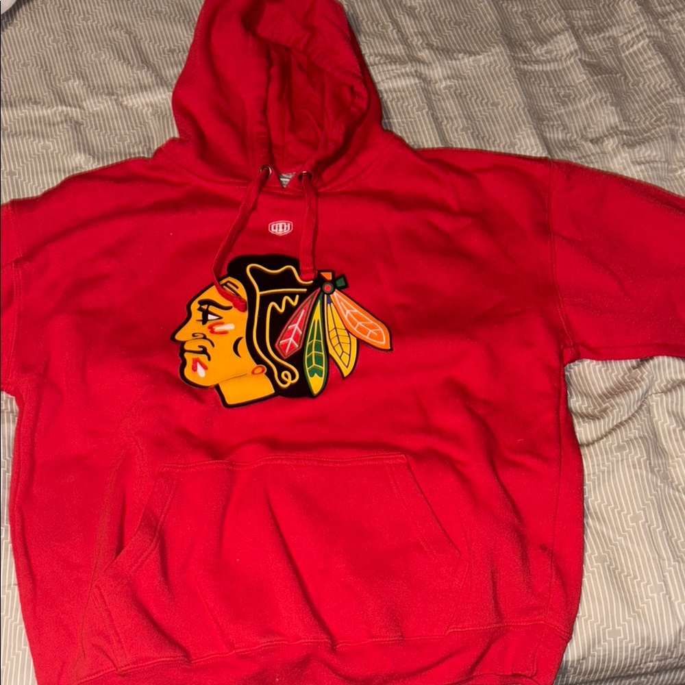 Chicago blackhawks hoodie with screen printed logo